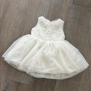 White Layered Tulle Sparkly Sleeveless Dress (18m)